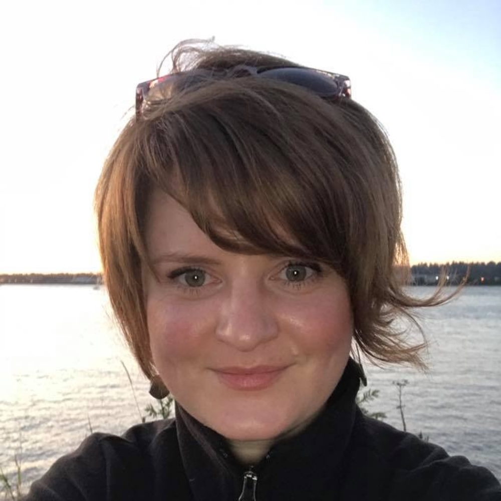 Meet your Posher, Simone